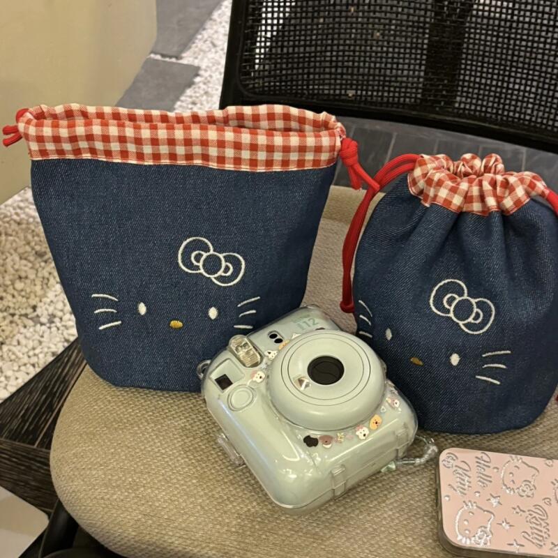 Sanrio Hello Kitty Portable Co - đánh giá và giá Travel Accessories Bag