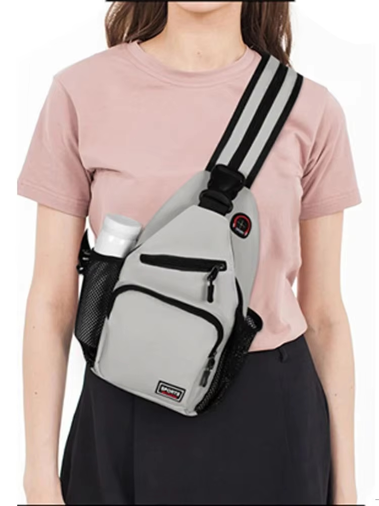 Multi-pocket Casual Chest Bag  - đánh giá và giá Travel Accessories For Men