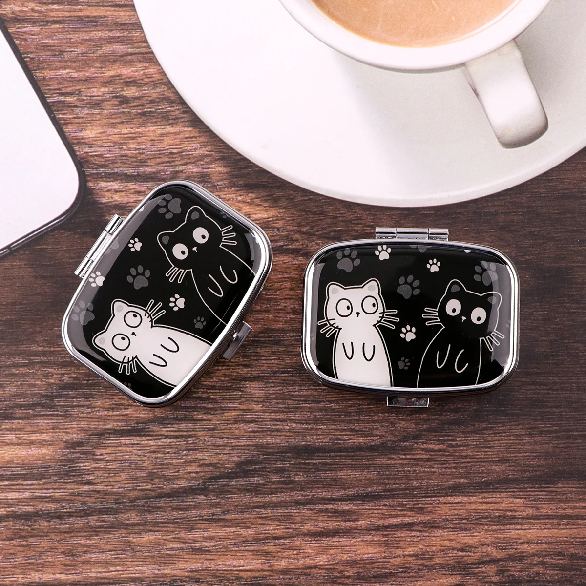 Cartoon Black And White Cat Tr - đánh giá và giá Travel Accessories Store