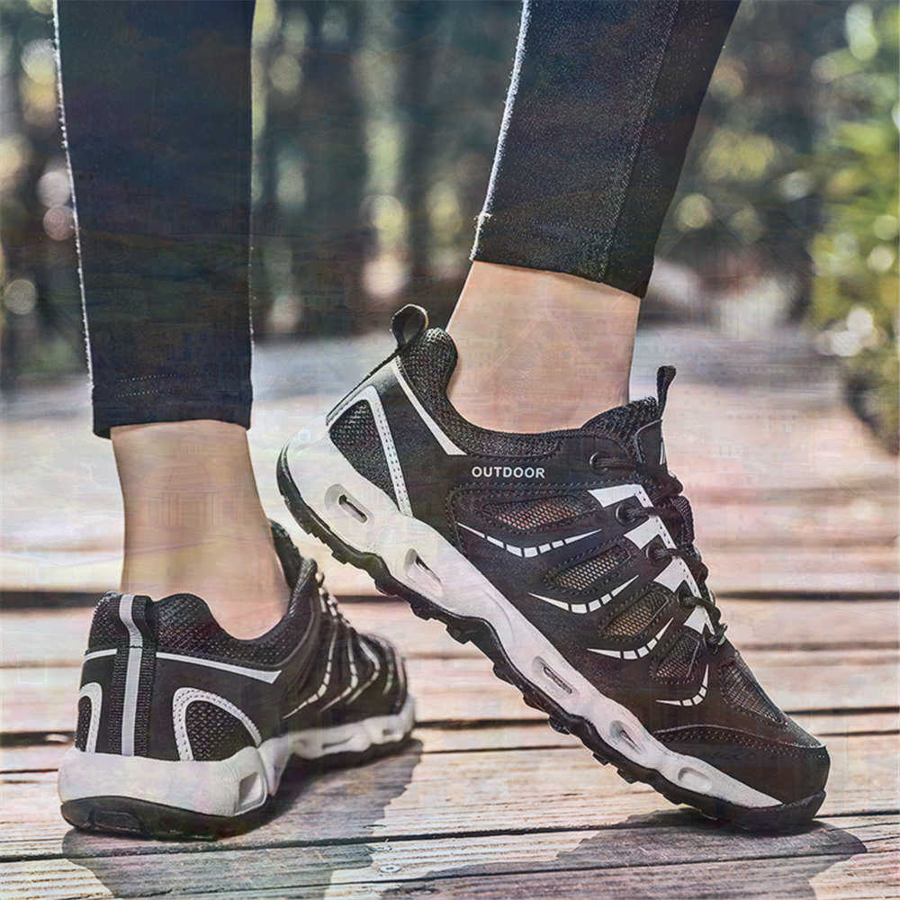 Sumer Round Tip Silver Sneaker - đánh giá và giá Travel Accessories As Gifts