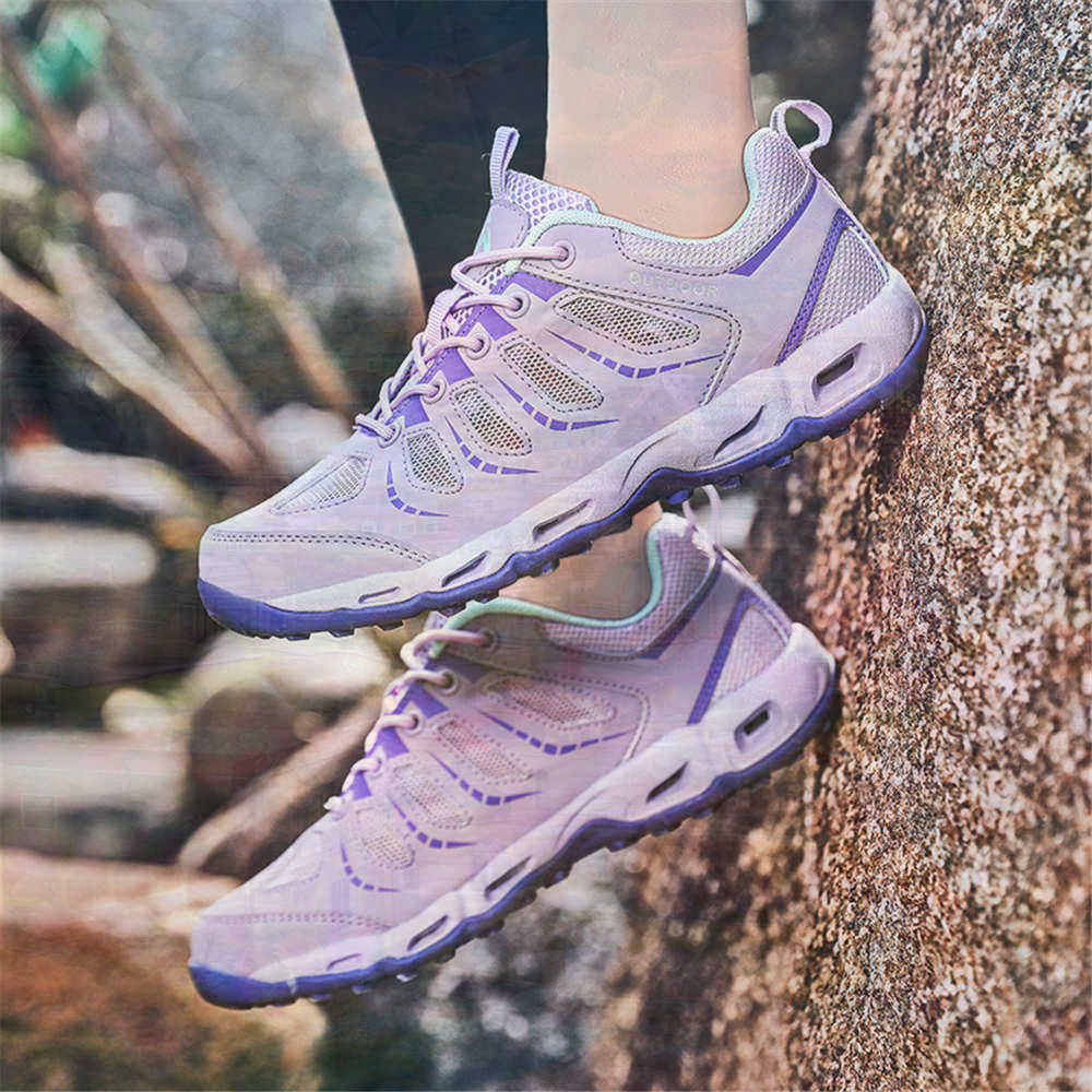 Sumer Round Tip Silver Sneaker - đánh giá và giá Travel Accessories As Gifts