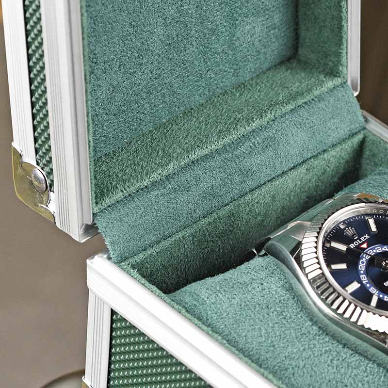 Portable Aluminum Watch Boxes  - đánh giá và giá Travel Accessories Gifts For Men